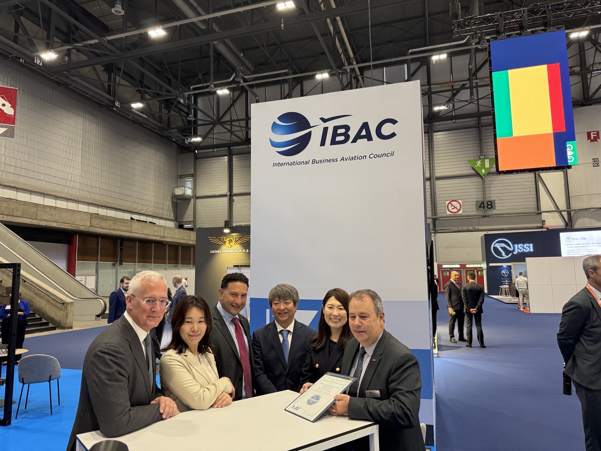 JAS: Y. Nishida, Managing Director; M. Taniguchi, Charter Sales Deputy Manager; N. Ogawa, New Chitose Airport Station Manager IBAC: K. Edwards, Director General; Terry Yeomans, Director, IS-BAH Programme; Steven Abreu-Hill, IS-BAH Audit Manager